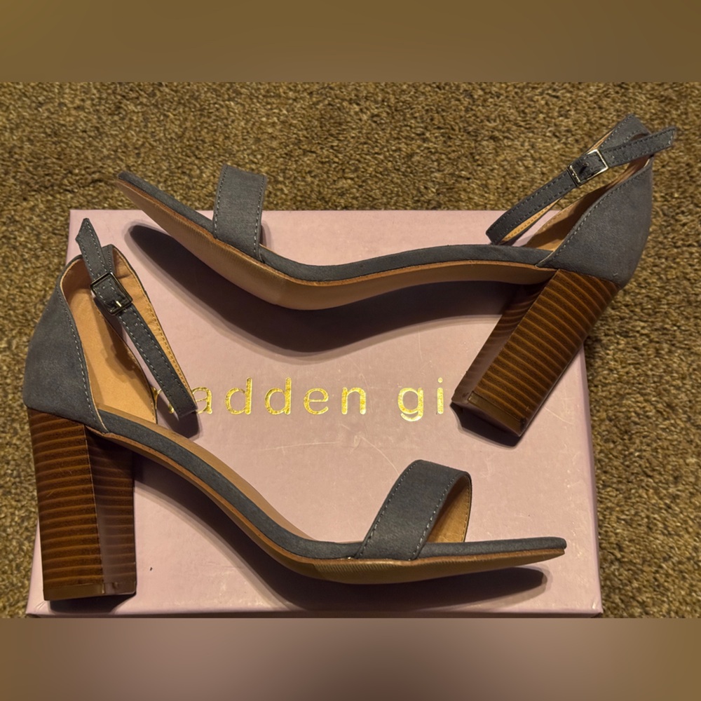 Madden Girl Bella Dusty Blue Block Heel Stacked Strappy Women’s Size 9.5